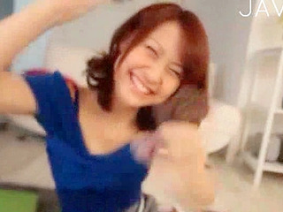 Japanese babe gets horny sucking XXX-size cock in Tokyo